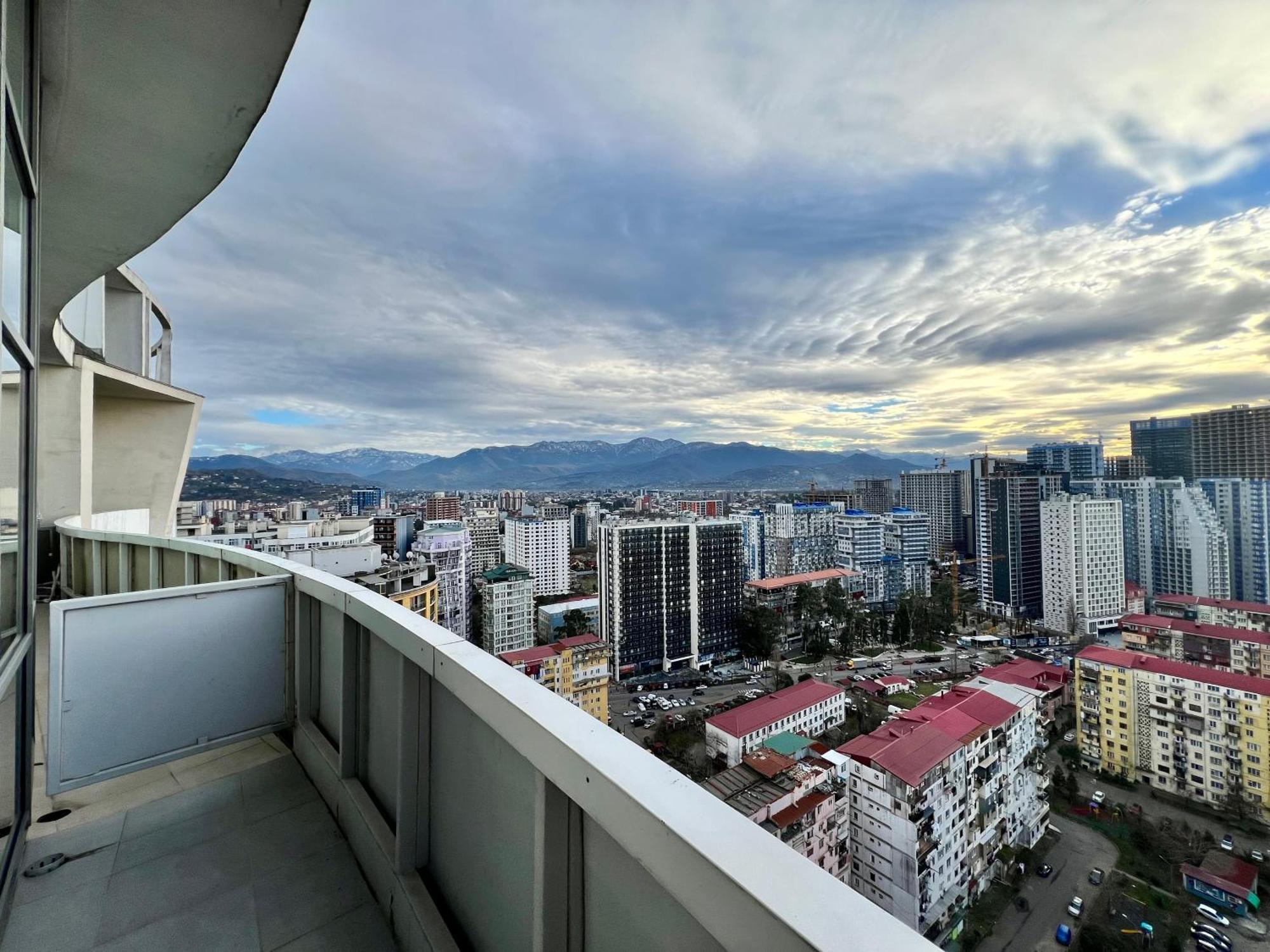 Orbi Residence Batumi Exteriör bild