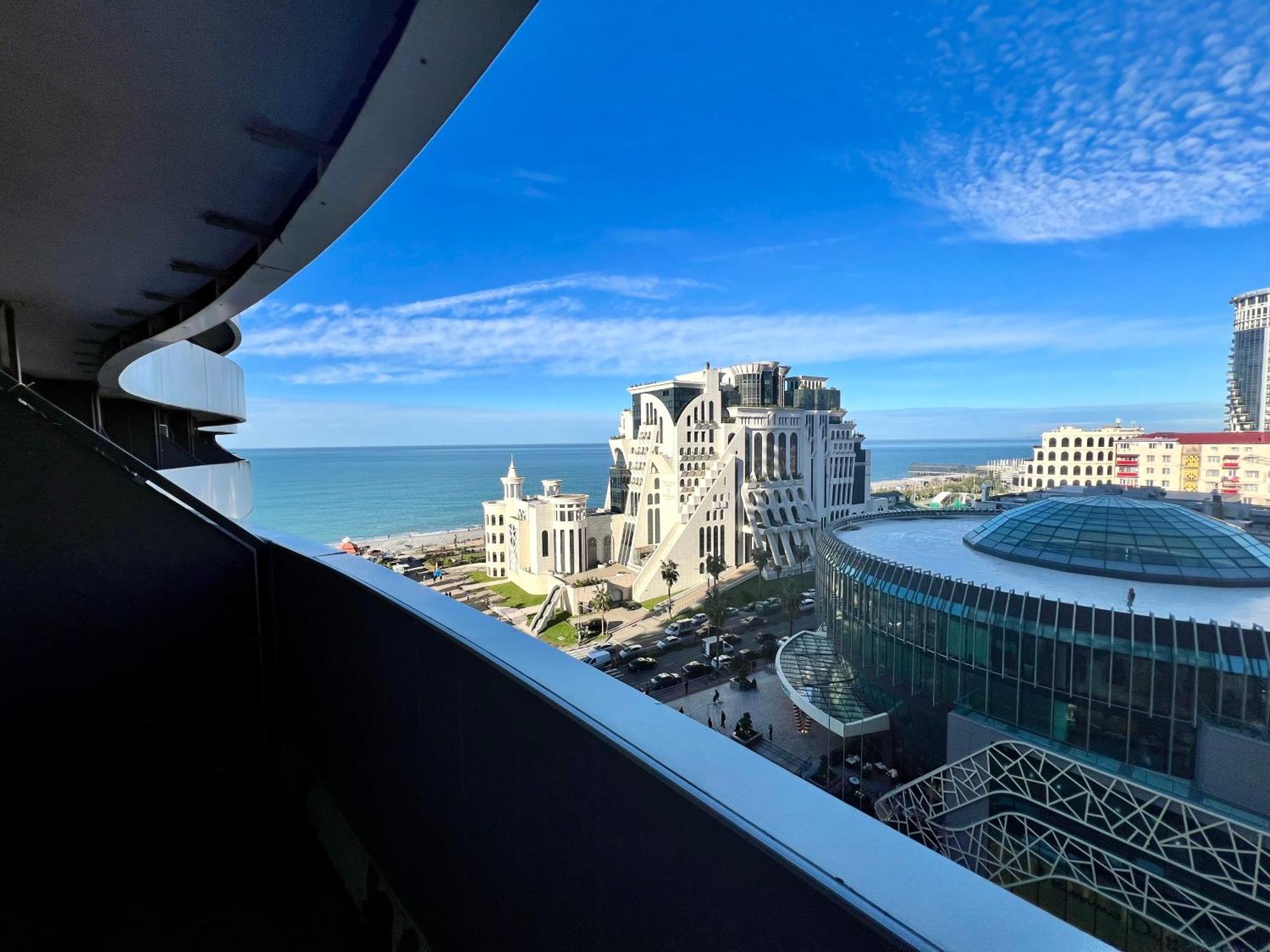 Orbi Residence Batumi Exteriör bild