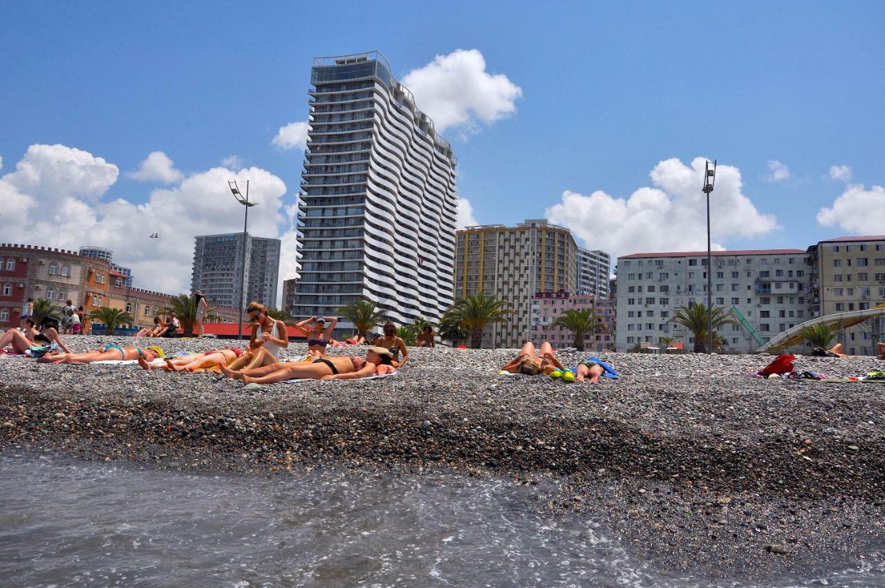 Orbi Residence Batumi Exteriör bild